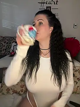 IRISWHITE17 online show from April 2026 04:57:02 AM