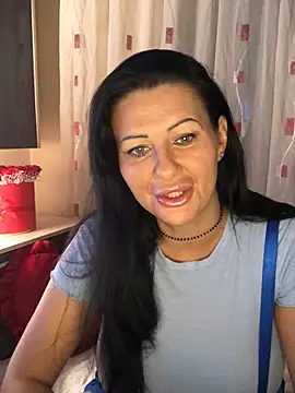 IRISWHITE17 online show from May 2026 04:43:02 AM