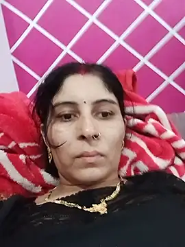 Snapshot of Hot_ree85 chatting on June 2026 02:02:02 AM Hot ree85 online show from June 2026 02:02:02 AM