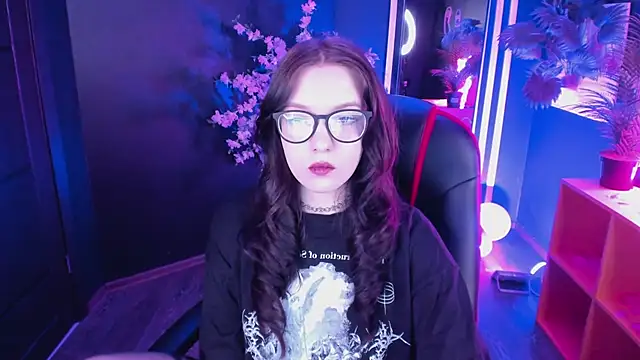 Emily tender online show from March 2026 05:42:01 AM