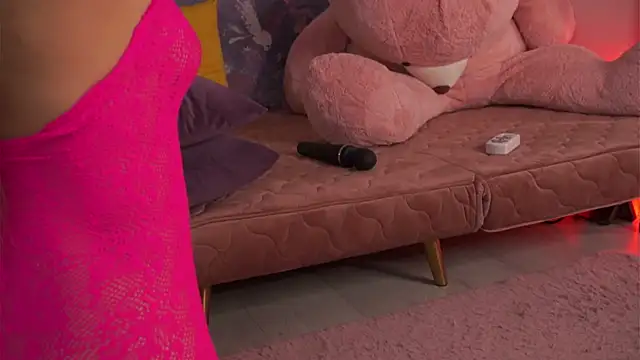 Ava Solis online show from March 2026 09:37:02 PM