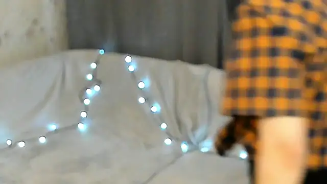 DollyWitch online show from January 2026 10:31:01 AM