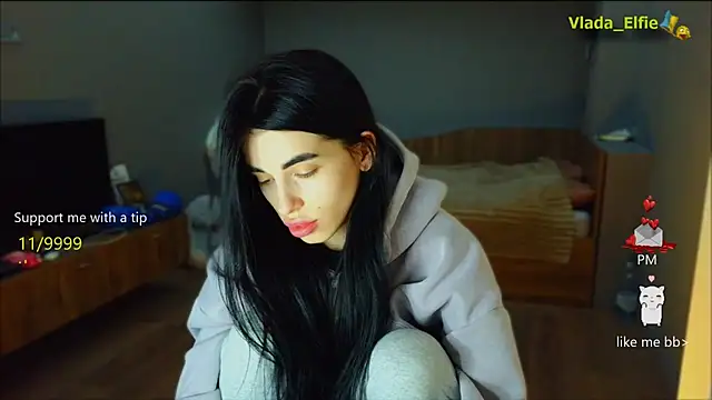 Vlada Elfie online show from April 2026 05:03:01 PM