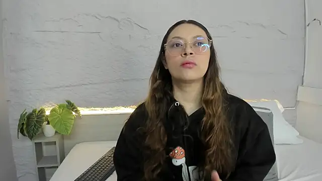 lanna 18  online show from March 2026 11:37:01 AM