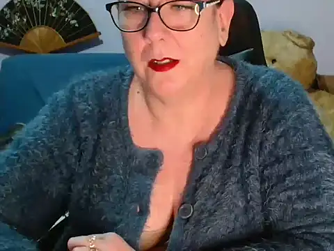 xmyriamx online show from February 2026 10:14:02 AM