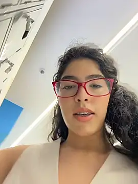 dani bela online show from February 2026 10:19:01 PM