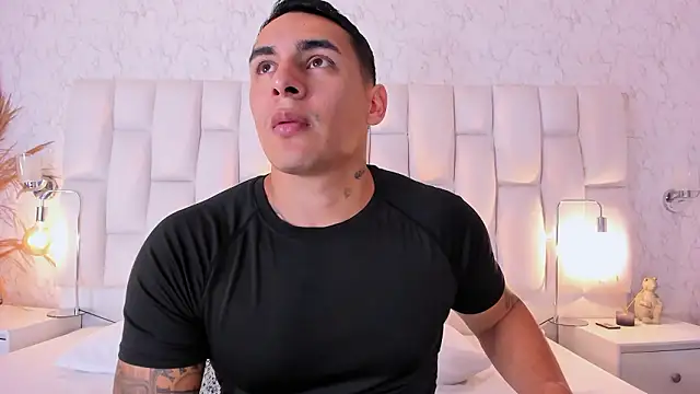 MassimoCo  online show from March 2026 11:30:02 PM