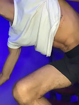 alexx 23cm online show from April 2026 10:10:02 PM