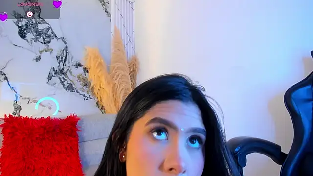 NatashaTaylor1 online show from February 2026 08:24:02 PM