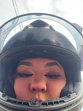 Isabella Belmont online show from January 2026 08:14:01 PM