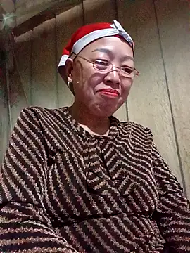 Snapshot of Agnes-baby chatting on April 2026 12:29:02 PM Agnes-baby online show from April 2026 12:29:02 PM