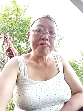 Snapshot of Agnes-baby chatting on May 2026 10:44:02 AM Agnes-baby online show from May 2026 10:44:02 AM