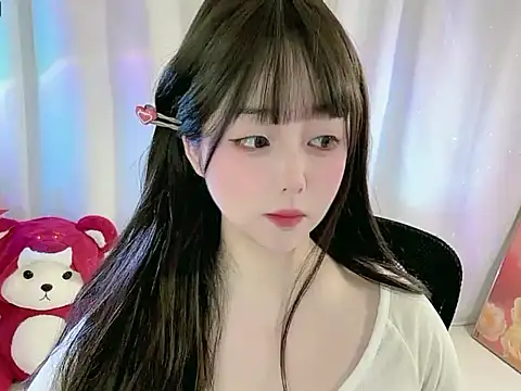 CLaire-5 online show from February 2026 09:05:01 AM