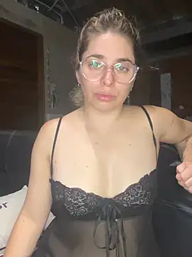 Snapshot of soyanahii chatting on May 2026 08:19:01 AM soyanahii online show from May 2026 08:19:01 AM