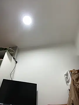 Snapshot of Steven24r30 chatting on March 2026 03:10:01 AM Steven24r30 online show from March 2026 03:10:01 AM