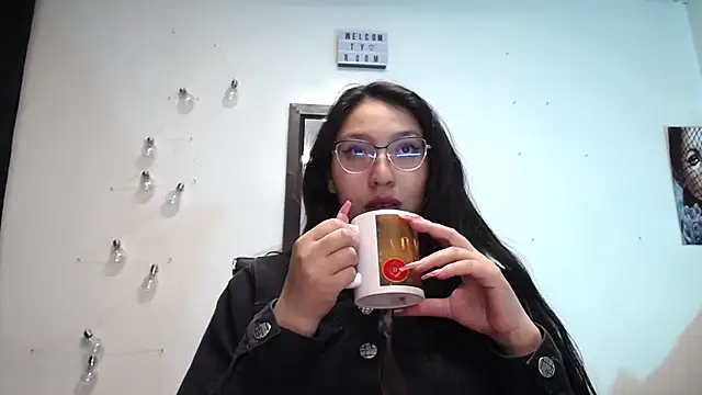 Snapshot of abril_onnel chatting on January 2025 11:58:01 PM abril onnel online show from January 2025 11:58:01 PM