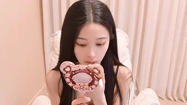 iiiiiiiiiu online show from April 2026 04:02:02 AM