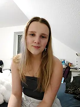 HotAlice69 online show from February 2026 12:15:01 AM