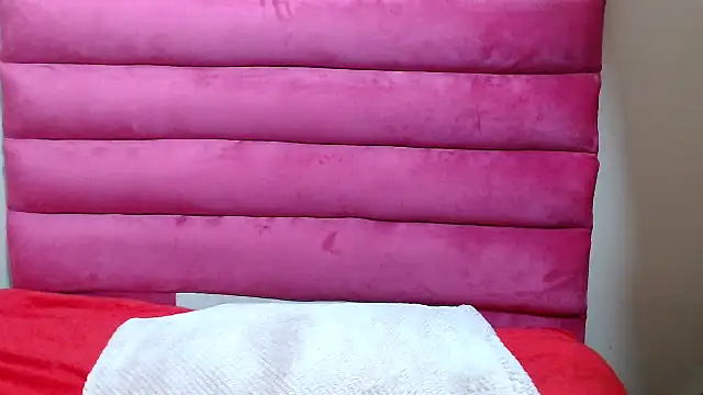 ExtraDoll online show from June 2026 02:40:01 AM