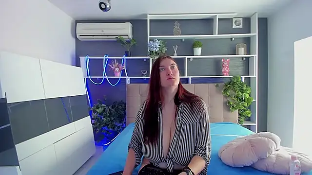 StephieRousee online show from March 2026 06:19:02 AM