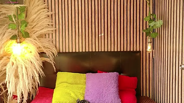 Hiddenhotcake online show from March 2026 07:25:01 PM