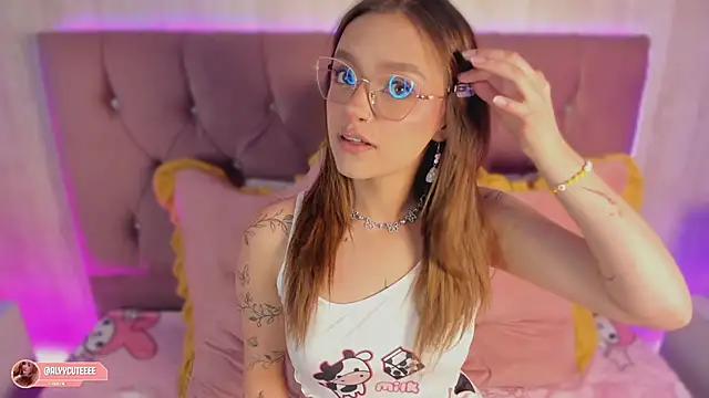 alyy cut3 online show from April 2026 08:42:02 PM