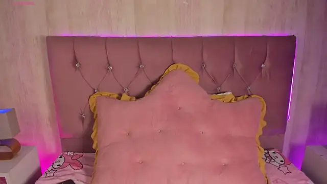 alyy cut3 online show from April 2026 08:32:01 PM