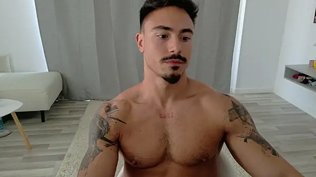 Snapshot of Master_Lukas chatting on June 2026 02:08:01 PM Master Lukas online show from June 2026 02:08:01 PM