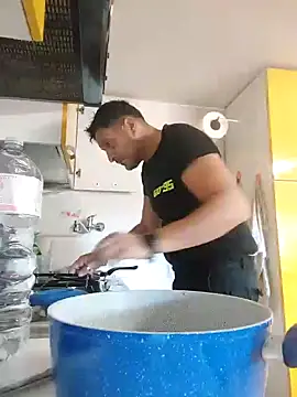 Snapshot of colosone chatting on October 2025 12:39:02 PM colosone online show from October 2025 12:39:02 PM