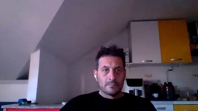 Snapshot of colosone chatting on October 2025 08:58:02 AM colosone online show from October 2025 08:58:02 AM