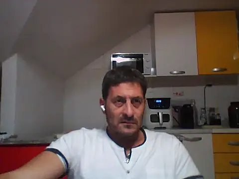 Snapshot of colosone chatting on October 2025 09:02:02 PM colosone online show from October 2025 09:02:02 PM