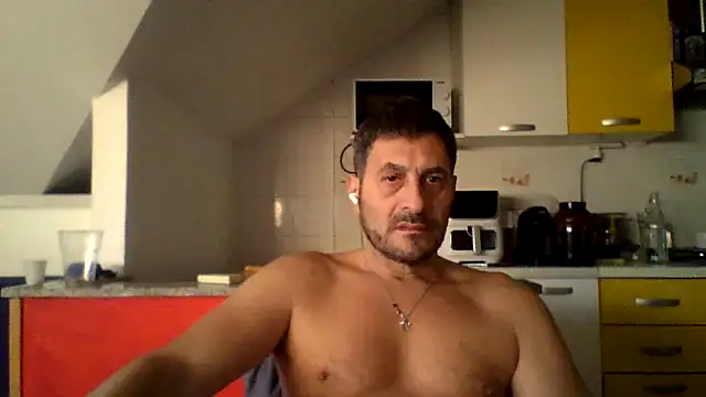 Snapshot of colosone chatting on November 2025 06:46:02 AM colosone online show from November 2025 06:46:02 AM