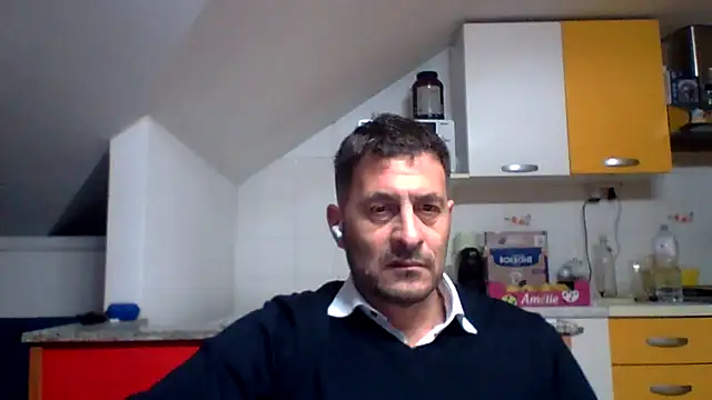 Snapshot of colosone chatting on December 2025 09:52:02 PM colosone online show from December 2025 09:52:02 PM