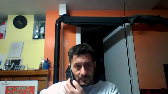 Snapshot of colosone chatting on January 2026 09:39:02 PM colosone online show from January 2026 09:39:02 PM