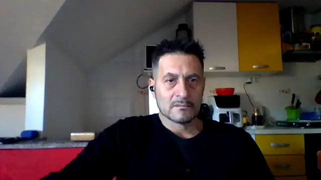 Snapshot of colosone chatting on January 2026 09:59:01 AM colosone online show from January 2026 09:59:01 AM