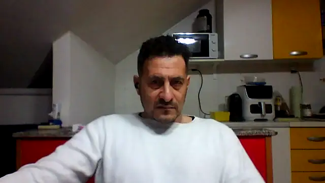 Snapshot of colosone chatting on March 2026 03:32:01 AM colosone online show from March 2026 03:32:01 AM