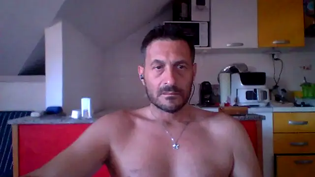 Snapshot of colosone chatting on June 2026 09:37:02 AM colosone online show from June 2026 09:37:02 AM
