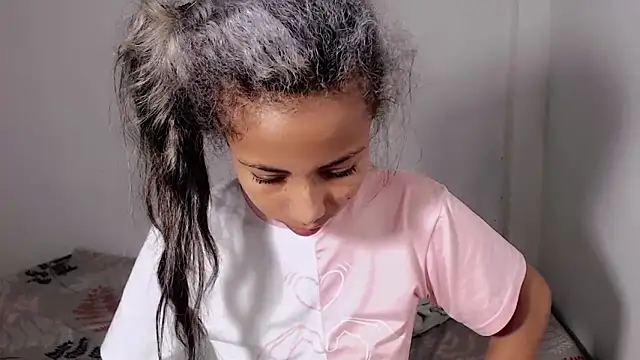 linda brown  online show from April 2026 11:59:01 AM