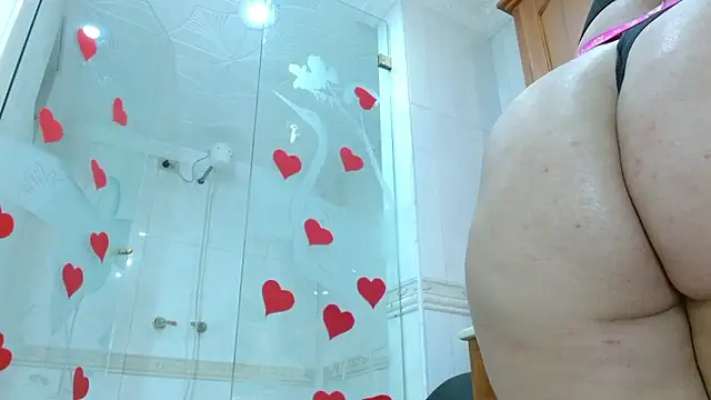 Collins luna online show from February 2026 04:04:01 PM