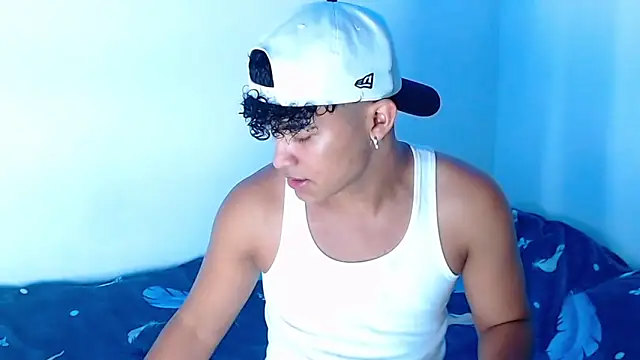 jamescurly00 online show from February 2026 06:34:01 AM