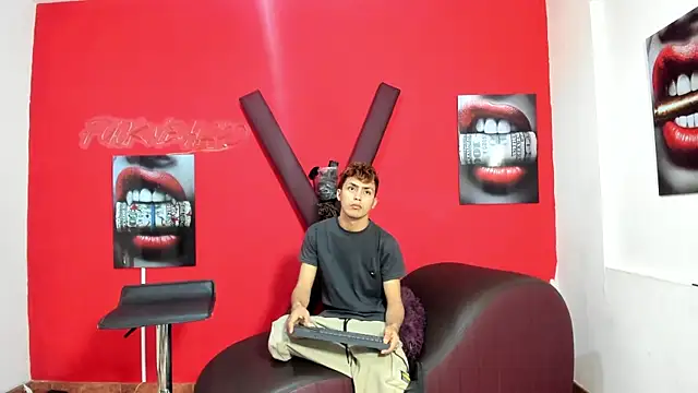 AVENGER BOYS2026 online show from April 2026 07:13:02 AM