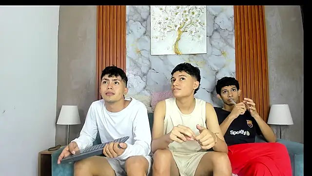 Snapshot of AVENGER_BOYS2026 chatting on July 2026 07:27:02 PM AVENGER BOYS2026 online show from July 2026 07:27:02 PM