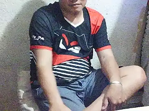 UrAsianGuy90 online show from January 2026 02:33:02 PM