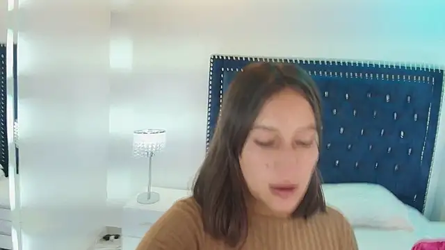 Cristal and luke online show from January 2026 03:19:02 AM