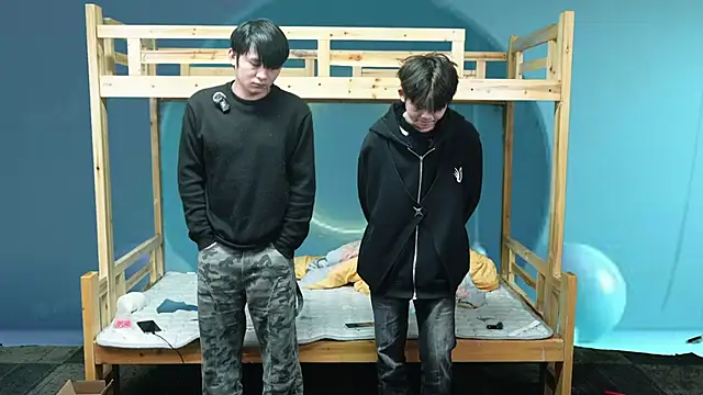 shuai-shuai-22 online show from January 2026 04:07:02 AM