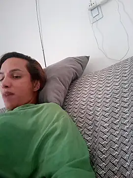 ofjuliaa online show from February 2026 08:40:02 PM