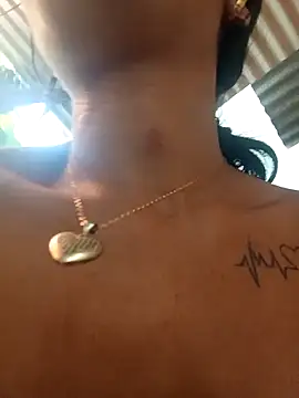 chikivivi- online show from February 2026 07:19:02 PM