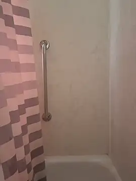 Tamiii420 online show from March 2026 04:10:01 PM