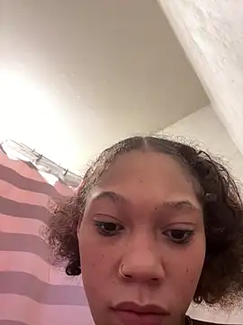 Tamiii420 online show from April 2026 03:24:02 PM