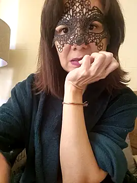larizinha2026 online show from June 2026 04:56:02 PM